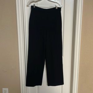 St. John basics size 4 knit pants